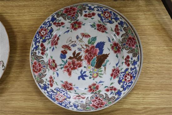 Five assorted 18th century Chinese famille rose plates, 9in.